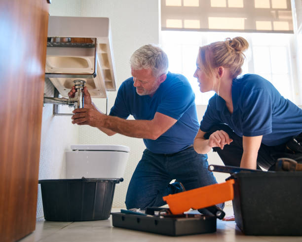 Best Sewer Cleaning Services  in Gladstone, MO